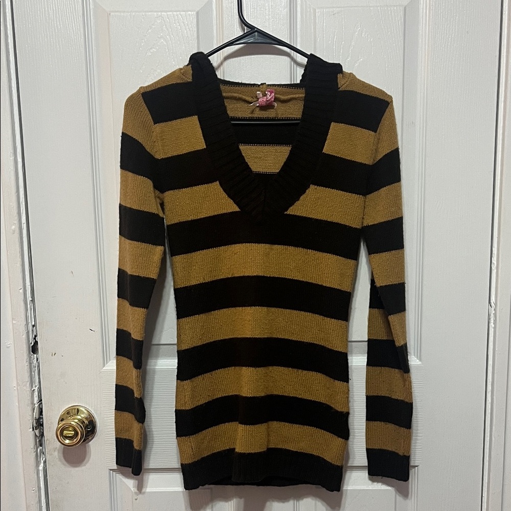Derek Heart Black and Tan Striped V-Neck Sweater